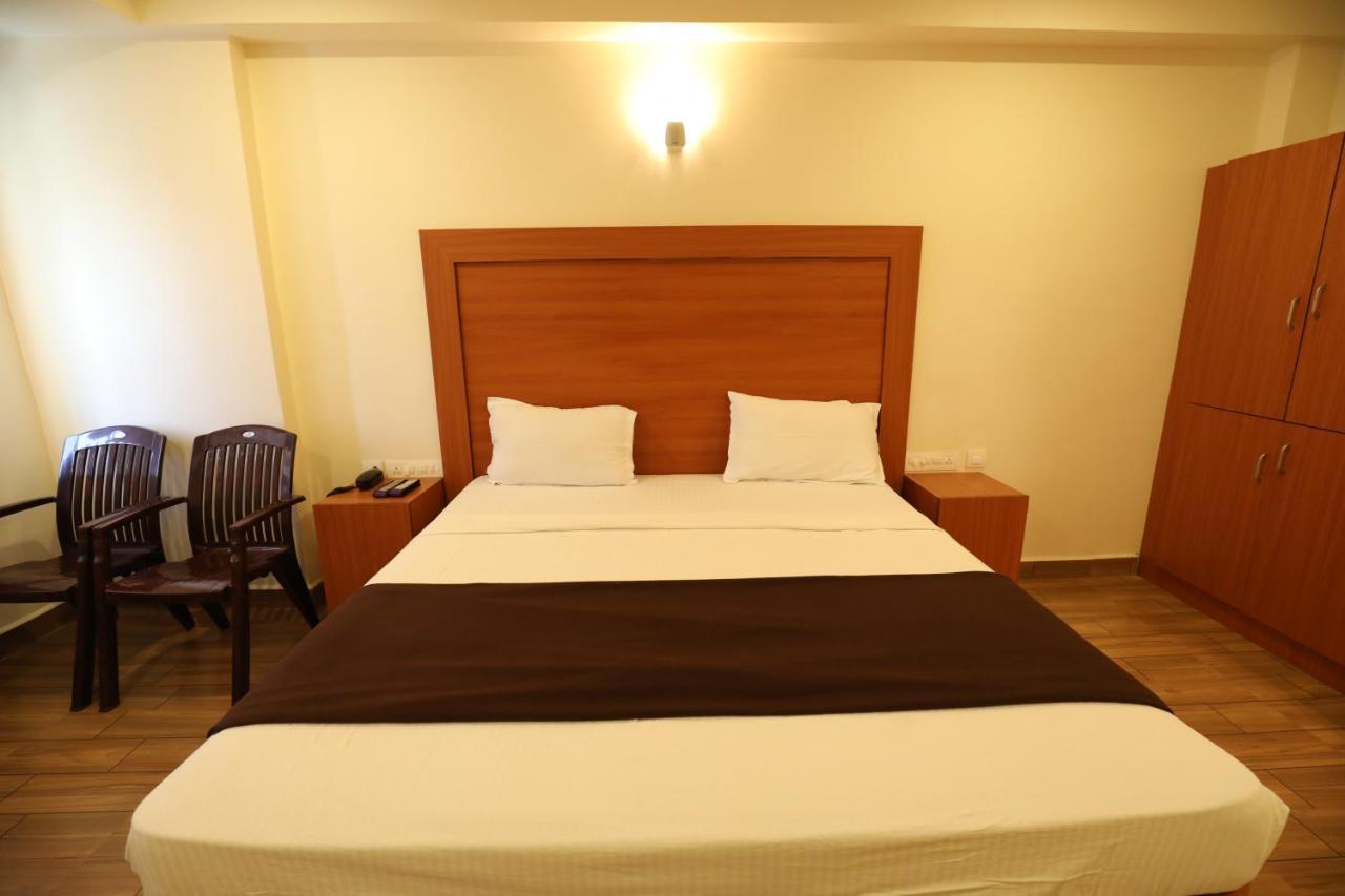 Hotel Rydham Maduraj Zewnętrze zdjęcie